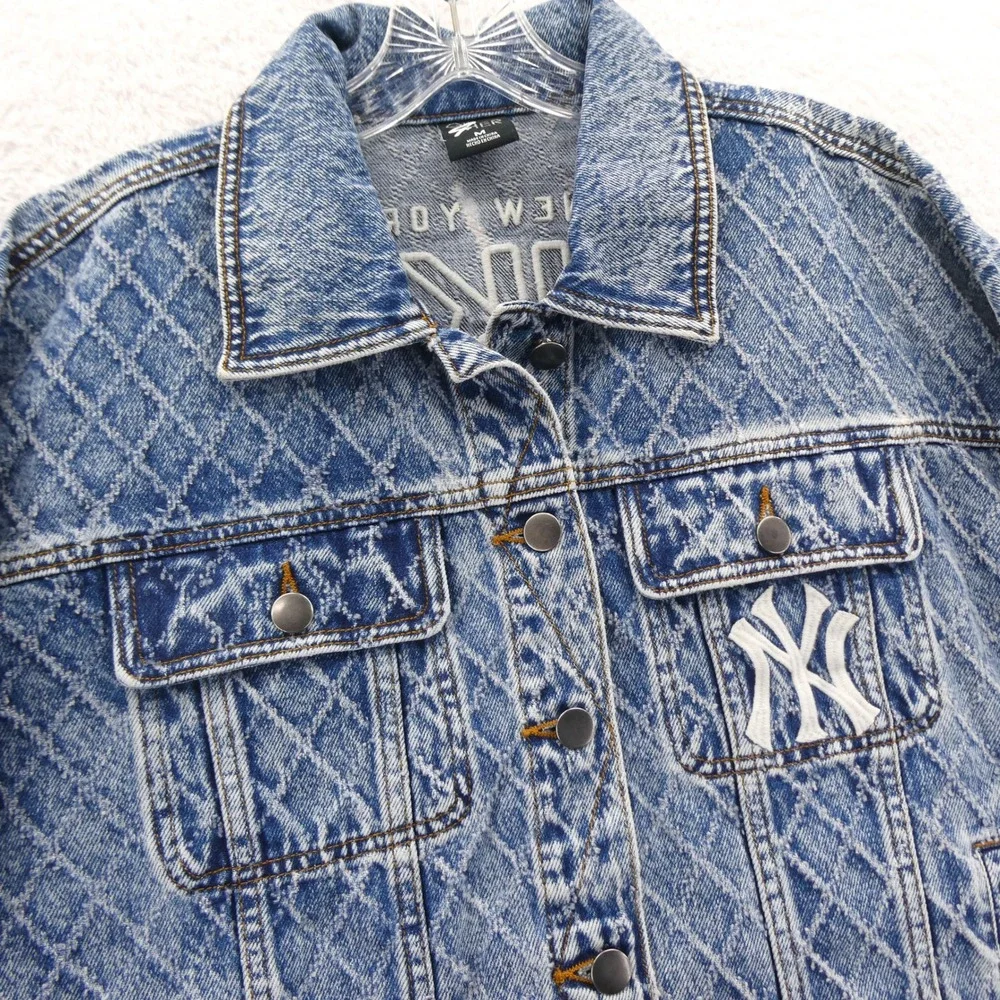 G-III Jacket Womens Medium New York Yankees Blue Pearl‎ Acid Wash Denim Jean